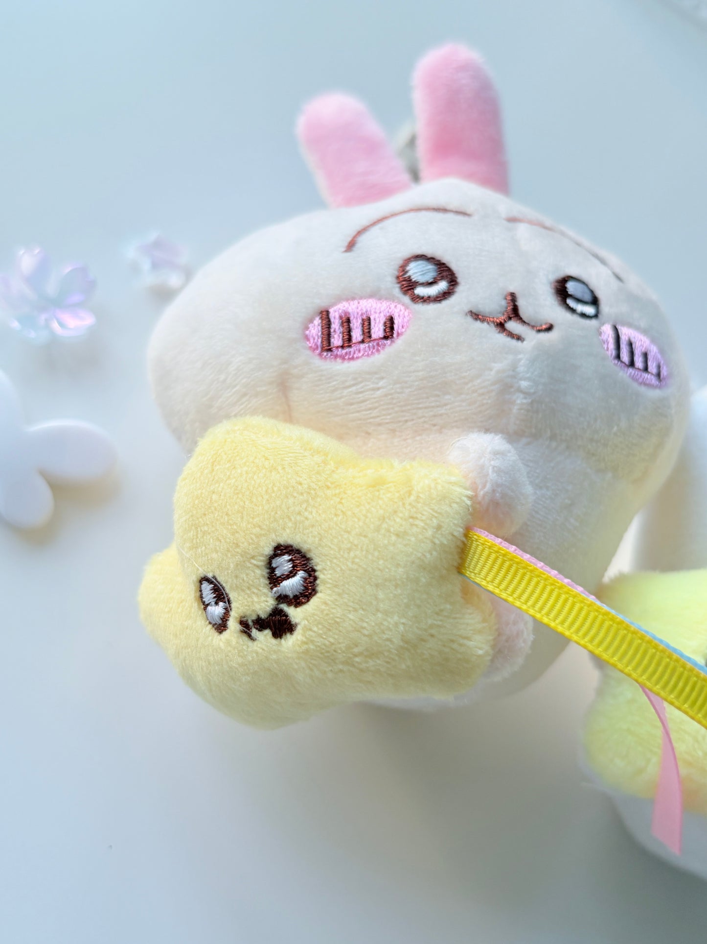 Chiikawa with shooting star plushie keychains