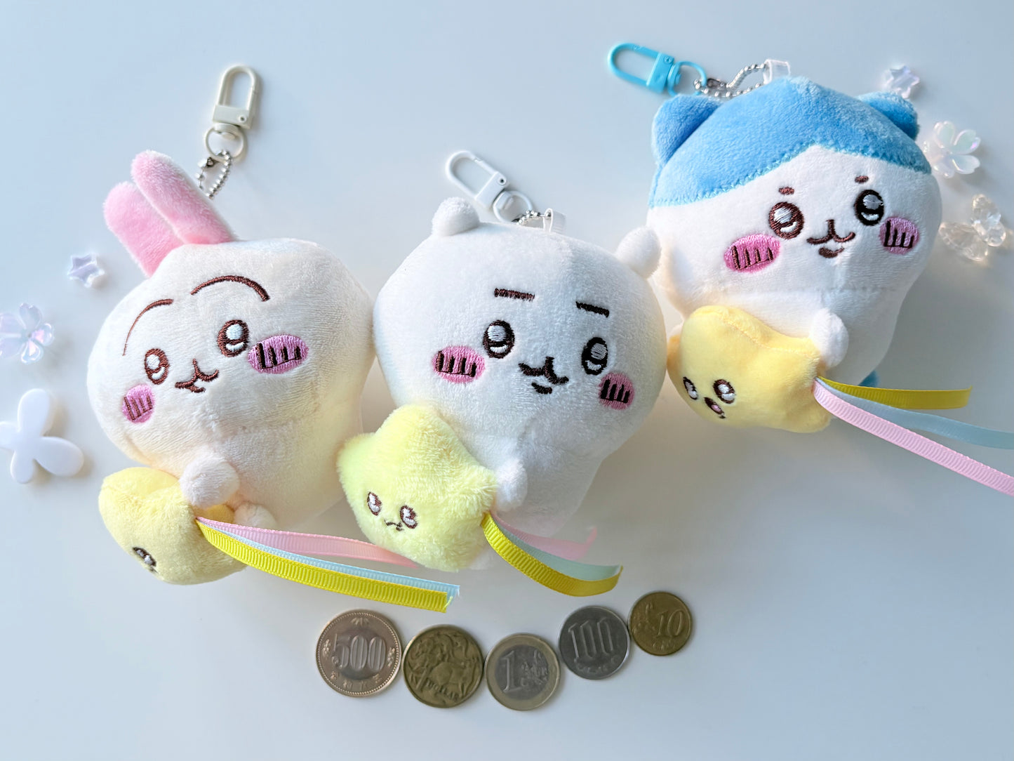 Chiikawa with shooting star plushie keychains