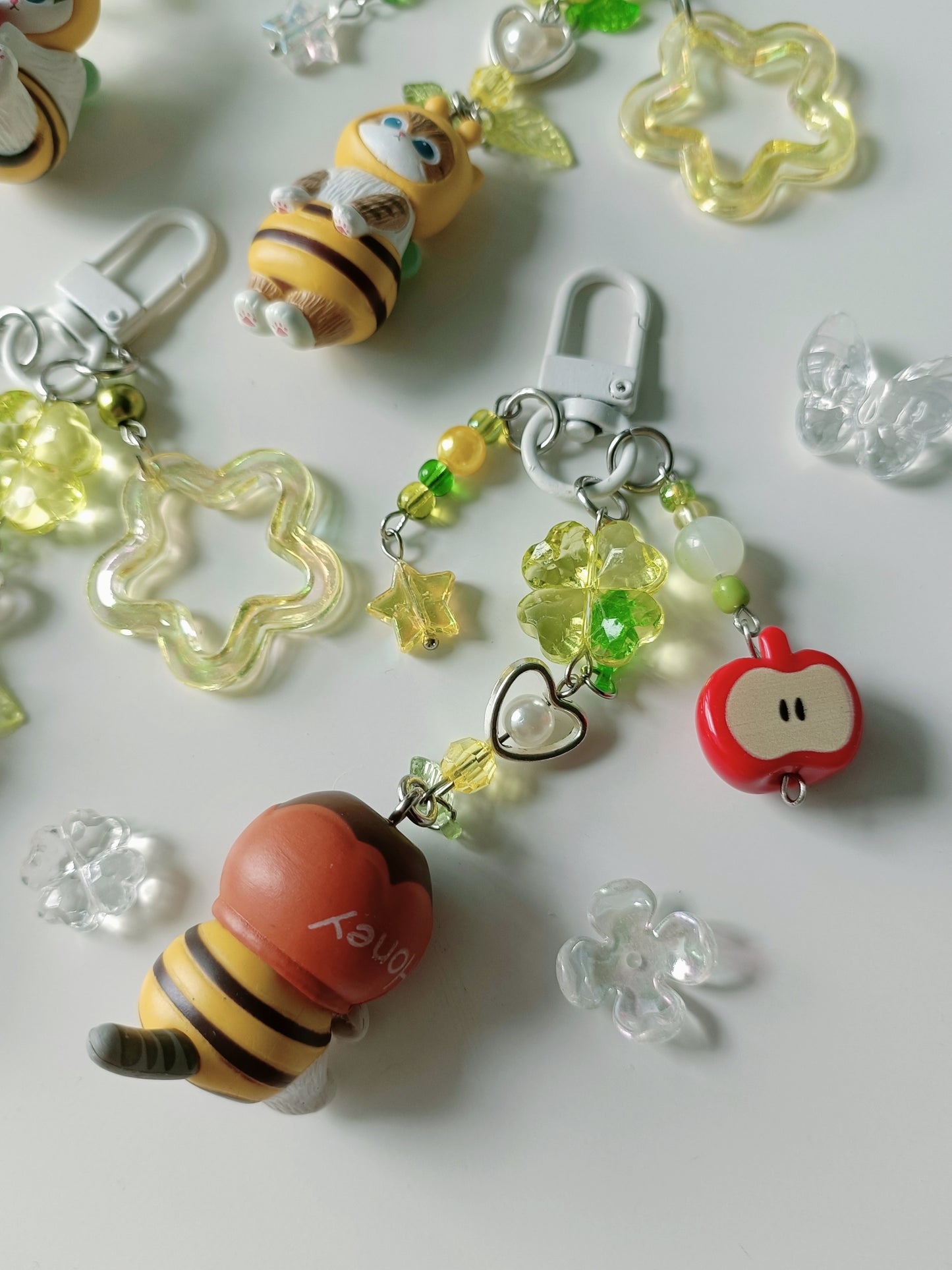 Honeybee Honey Pot Head Mofusand